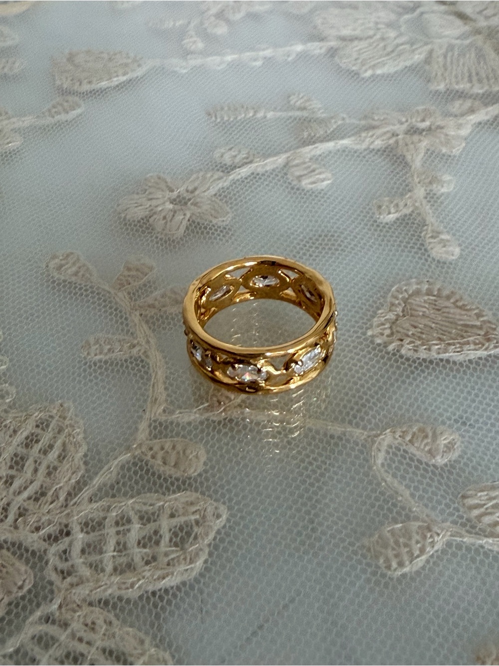 NWOT Made in Turkey Gold Plated Brass Oval CZ Eternity Ring - Size 7